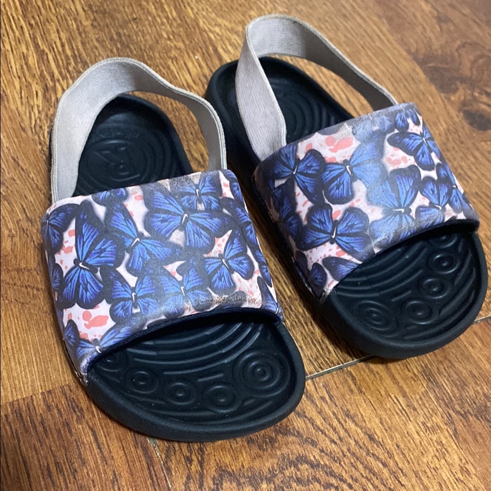 Nike Butterfly Print Sandals
